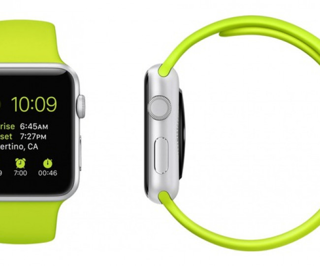 Apple Watch Sport 38mm Silver Aluminum Case with Green Sport Band (MJ2U2)