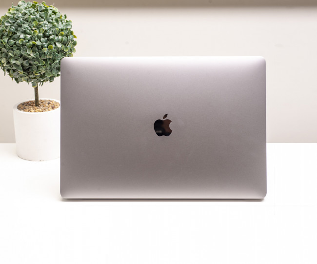 Apple MacBook Pro 15 Space Gray 2017 (MPTW2) б/у