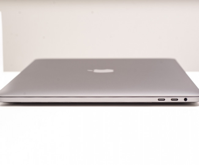 Apple MacBook Pro 15 Touch Bar Space Gray 2017 (MPTR2) б/у