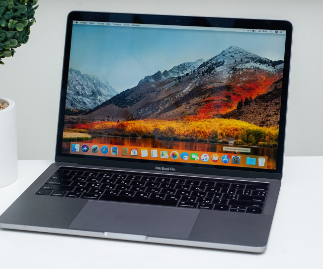 Apple MacBook Pro 13  256GB Space Gray 2022 (MNEH3) б/у