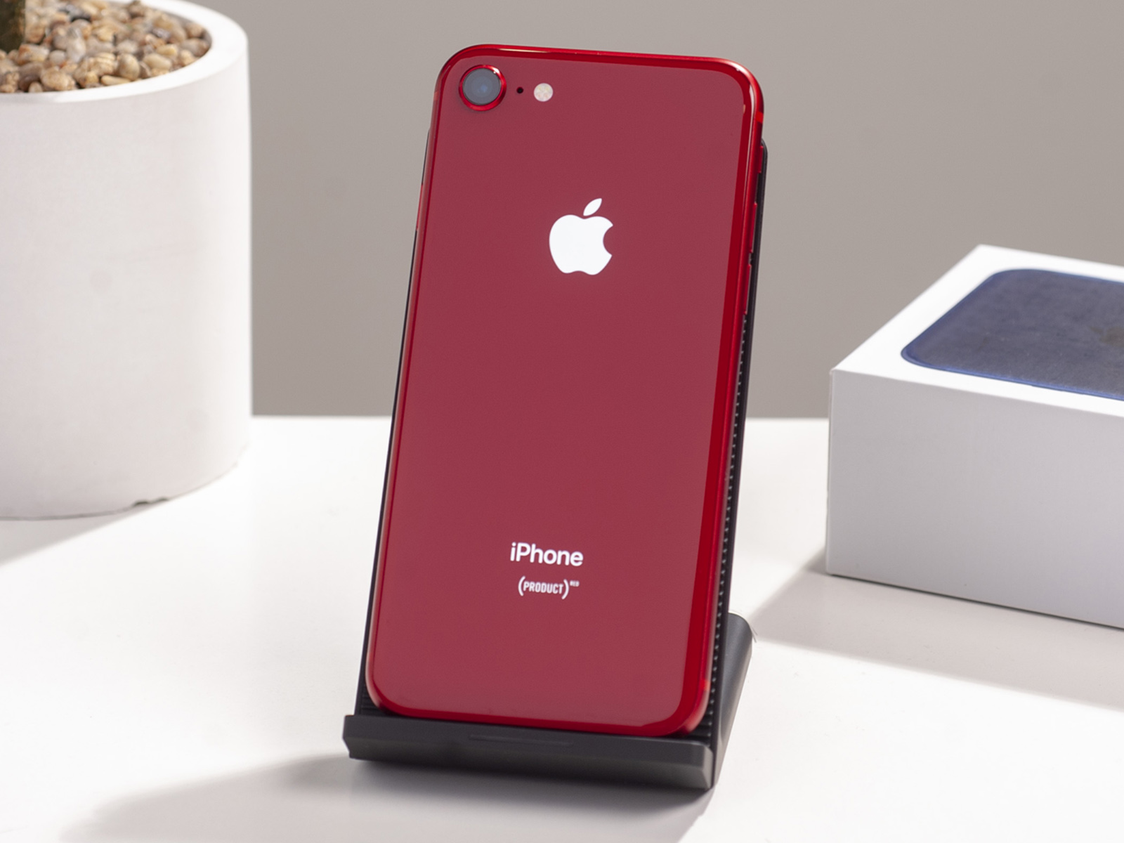 iPhone 8 256 gb Red б/у