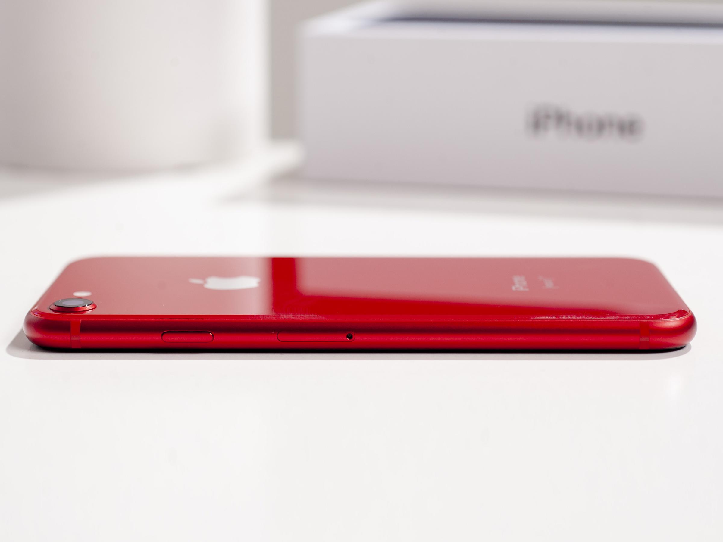 iPhone 8 256 gb Red б/у