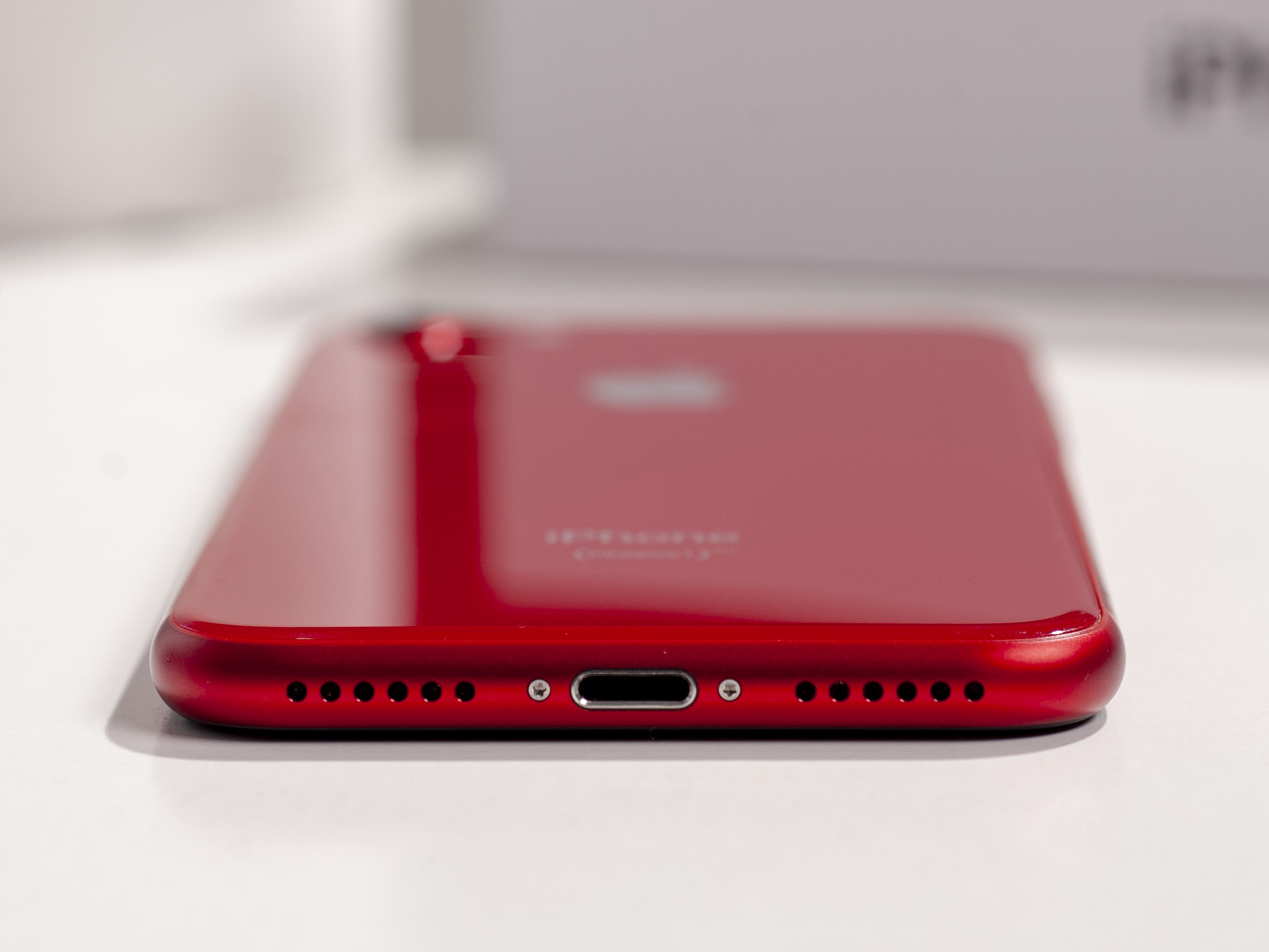 iPhone 8 256 gb Red б/у