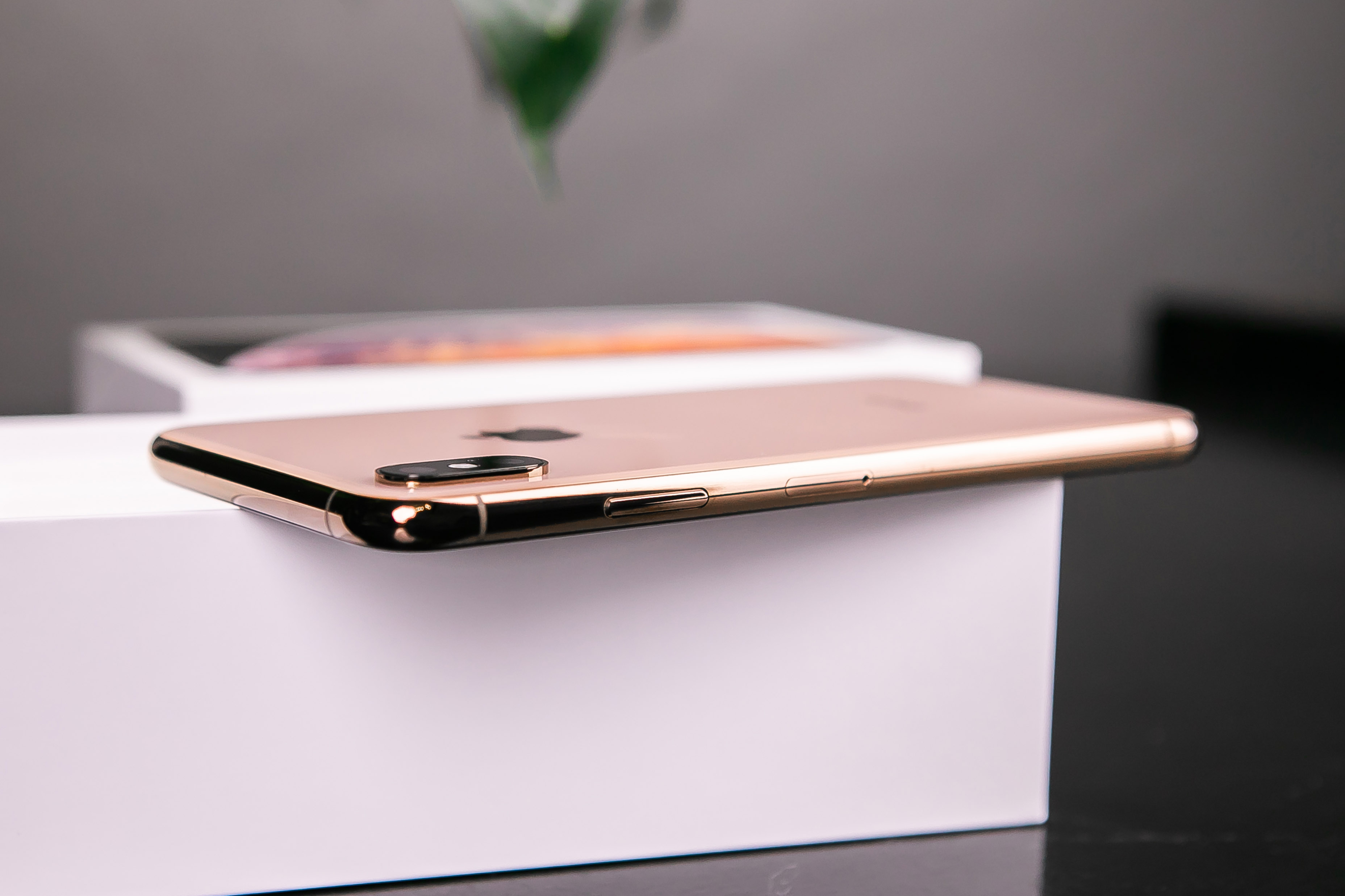 iPhone XS Max 256, Gold б/у